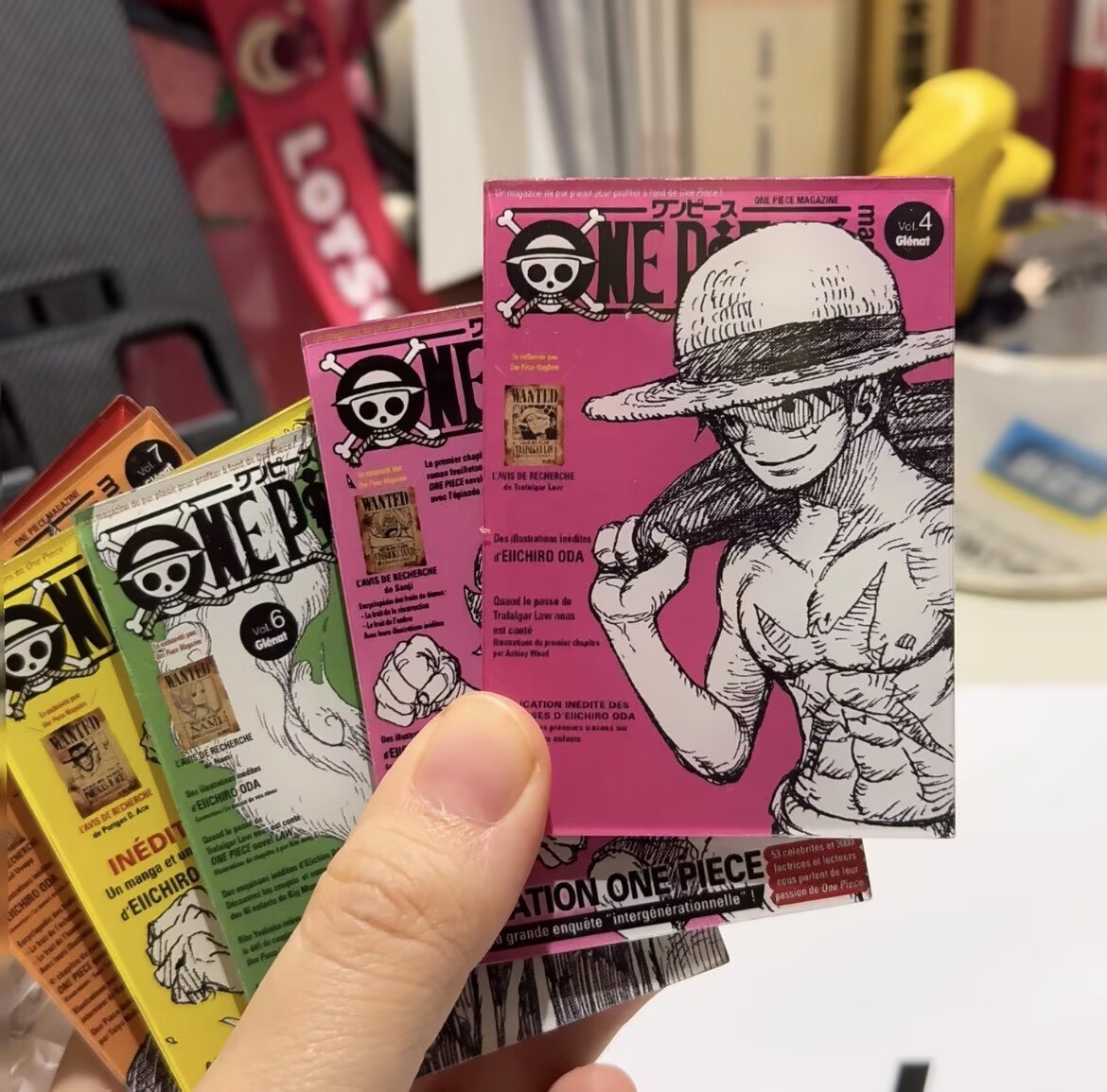 Official One Piece Manga Magaz - Official Merchandise Anime のレビューと価格